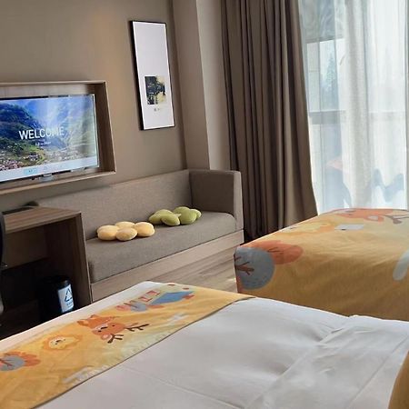 Atour Hotel Tongxiang Екстериор снимка